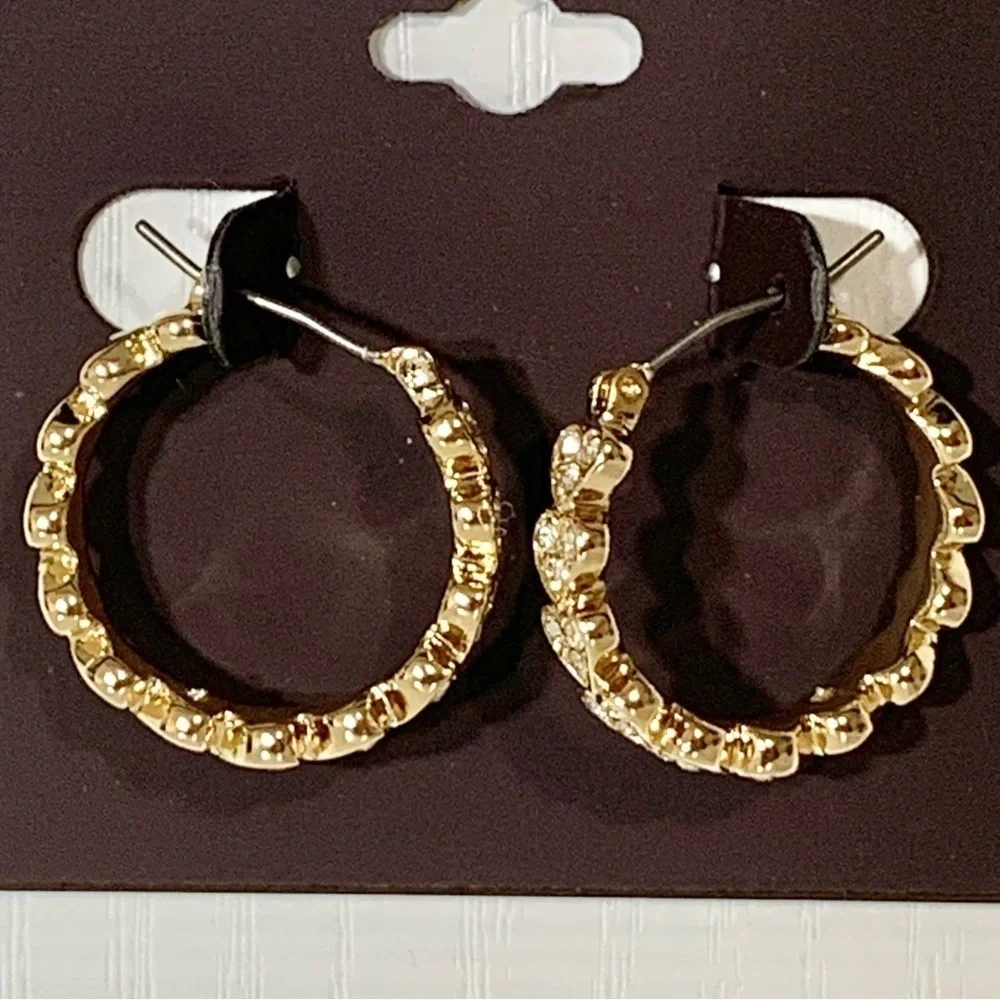 NWT Anne Klein earrings 💍💕💎🎉🎈